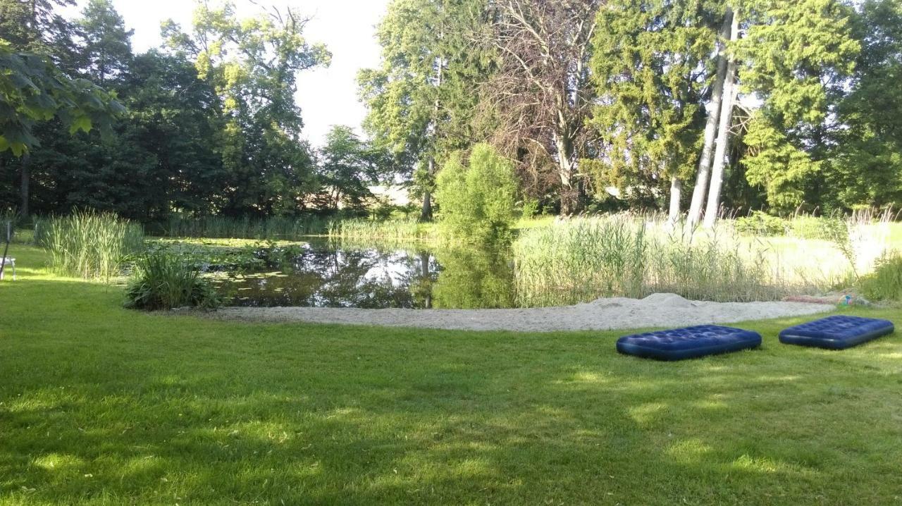 Miodowy Dwor Villa Rusinowo  Luaran gambar