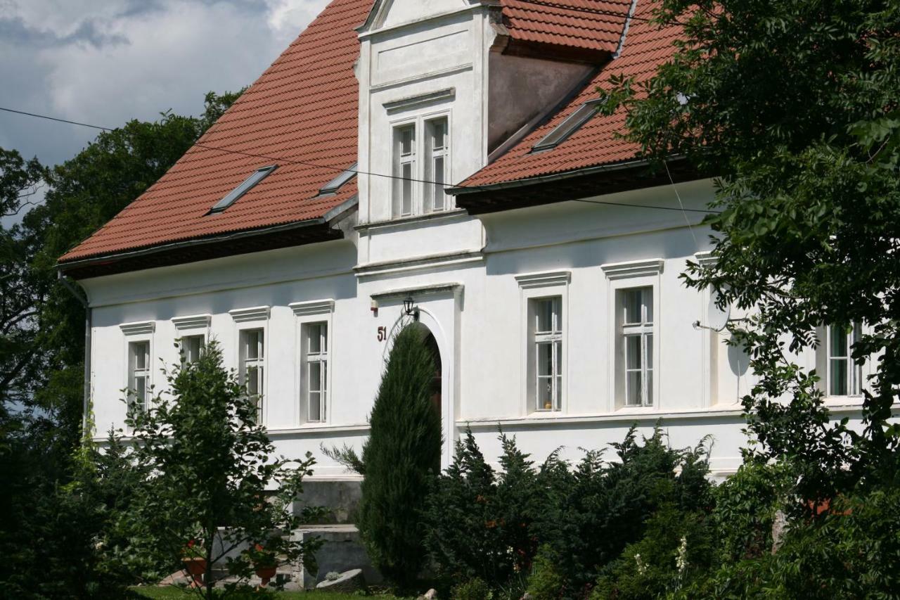 Miodowy Dwor Villa Rusinowo  Luaran gambar