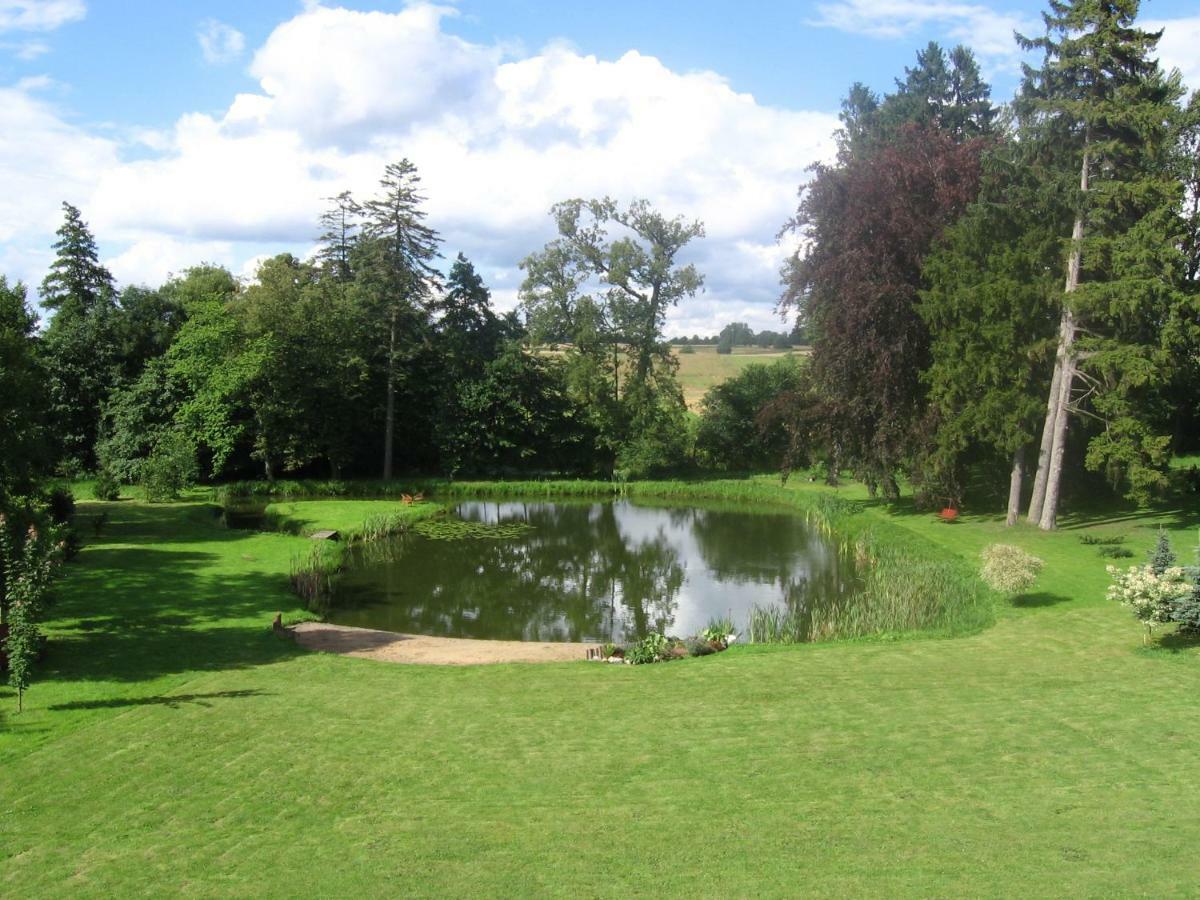 Miodowy Dwor Villa Rusinowo  Luaran gambar